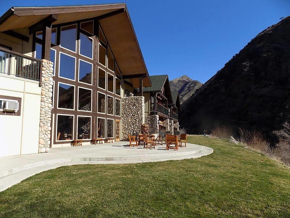 Riggins Salmon Rapids Lodge מראה חיצוני תמונה